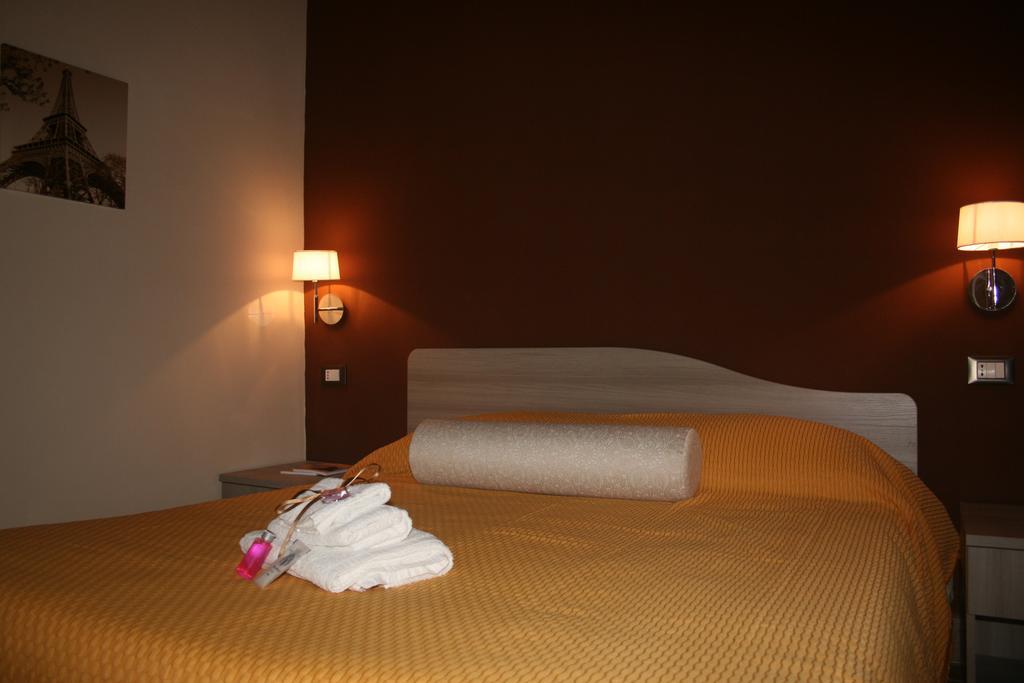 Villa Morelli Taranto Phòng bức ảnh